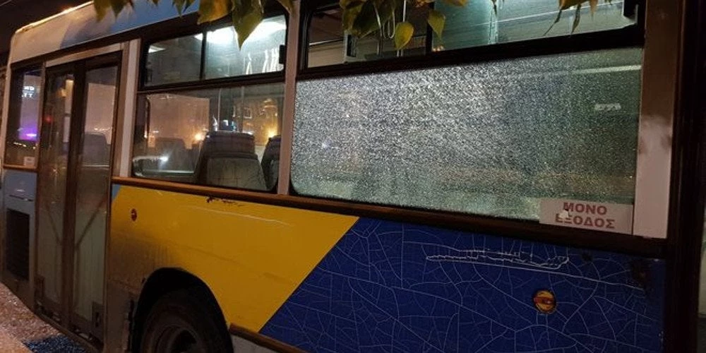 Τρόμος στη Συγγρού: Νέα επίθεση σε λεωφορείο του ΟΑΣΑ – Κινδύνευσαν ζωές επιβατών
